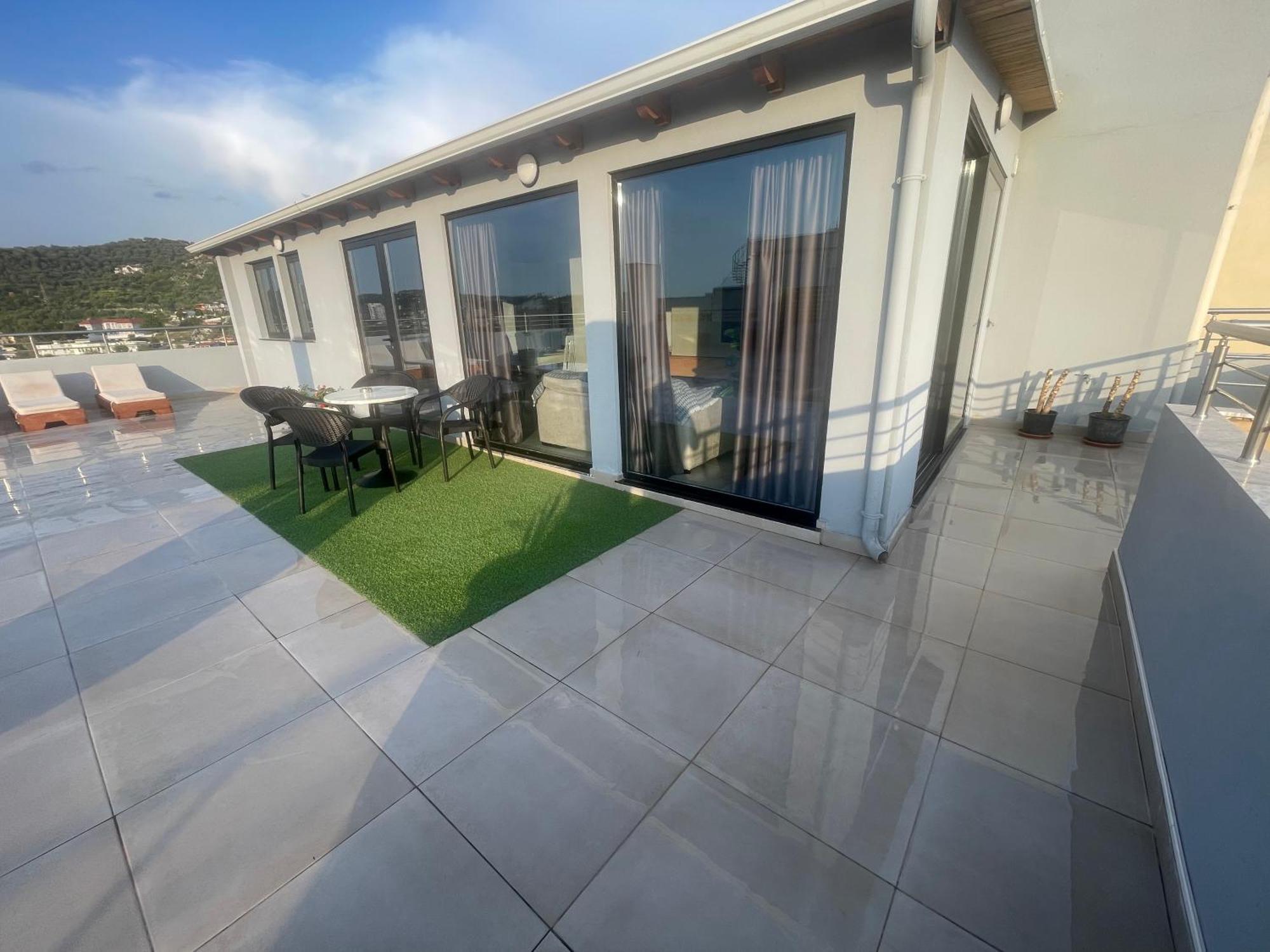 Luxury Rooftop Vlora Exterior photo